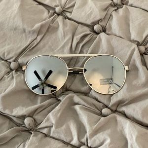 Silver aviator glasses